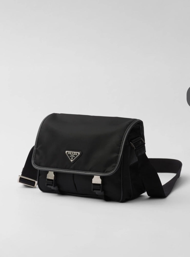 Sac porté épaule en re-nylon et cuir